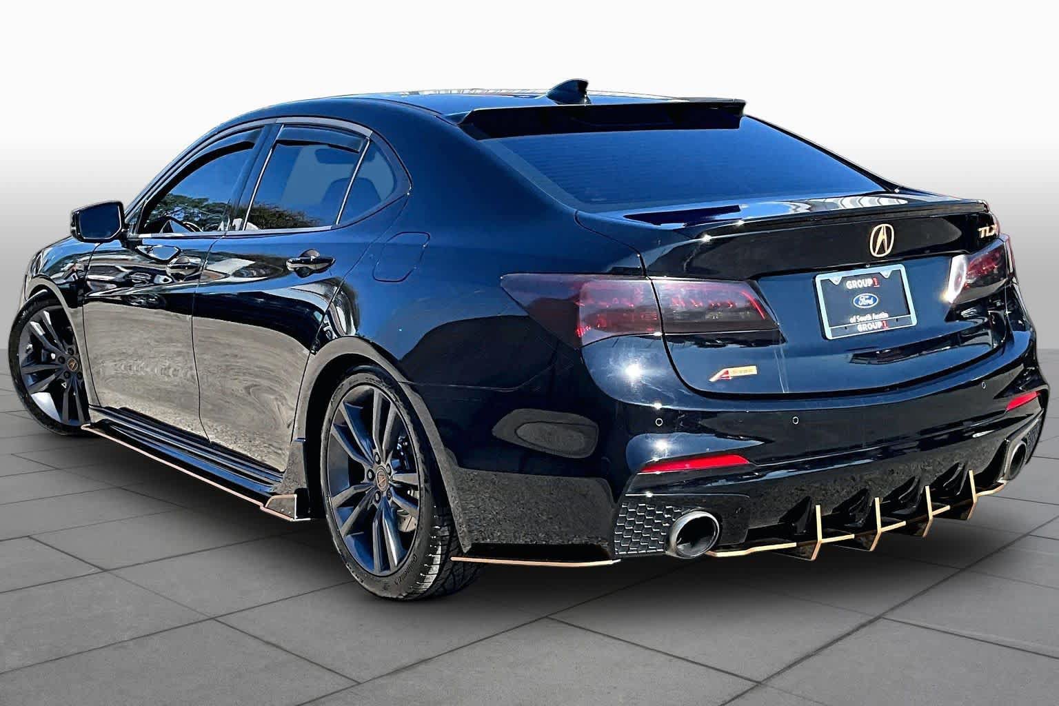 Used 2018 Acura TLX w/ Technology & A-SPEC Package FWD image 12