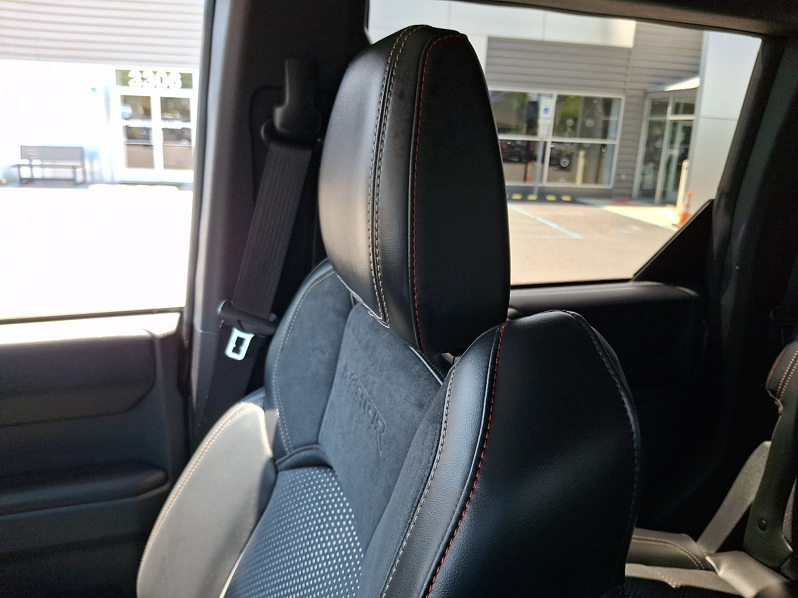 Certified 2025 Ford Bronco Raptor AWD/4WD image 17