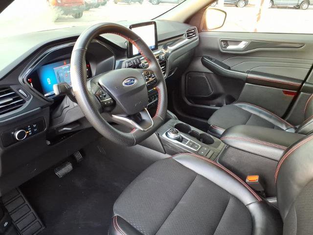 Certified 2025 Ford Escape ST-Line FWD image 9