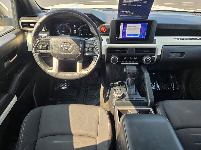 Used 2024 Toyota Tacoma TRD Off-Road AWD/4WD image 18