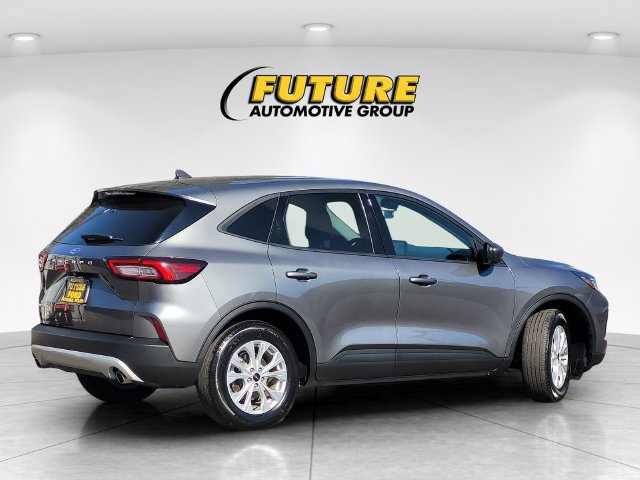 Certified 2025 Ford Escape Active FWD image 4