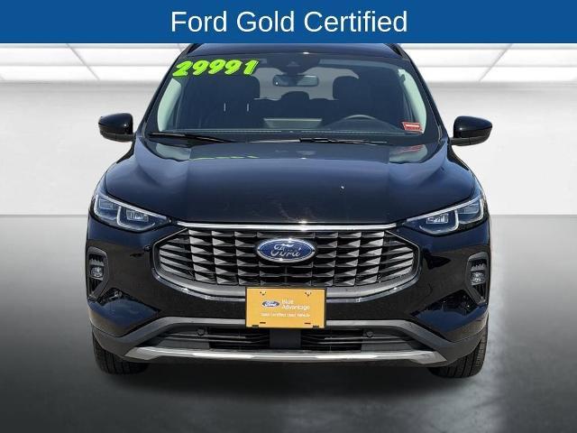 Certified 2025 Ford Escape Platinum AWD/4WD image 2