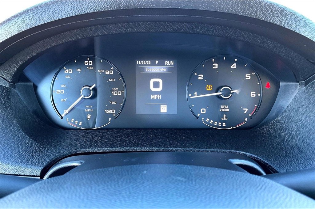 Used 2024 RAM ProMaster 2500 w/ Convenience Group image 18