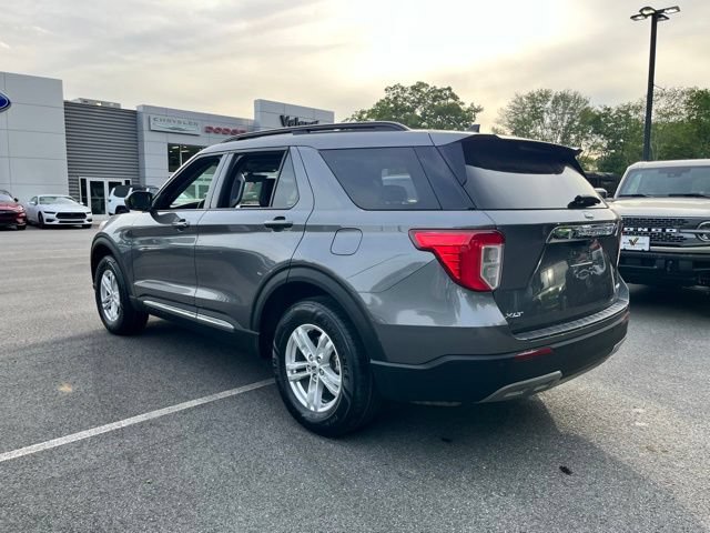 Certified 2022 Ford Explorer XLT w/ Equipment Group 202A AWD/4WD image 10