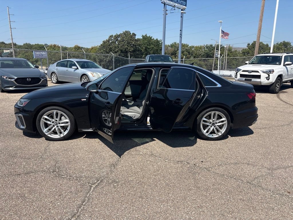 Used 2021 Audi A4 2.0T Premium Plus w/ Premium Plus Package AWD/4WD image 4