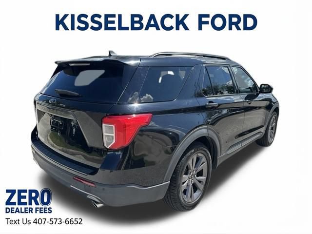 Certified 2022 Ford Explorer XLT w/ Equipment Group 202A RWD image 4
