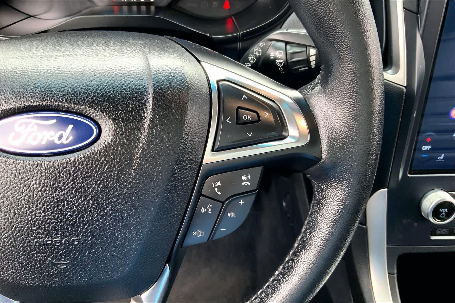 Certified 2022 Ford Edge SEL AWD/4WD image 21