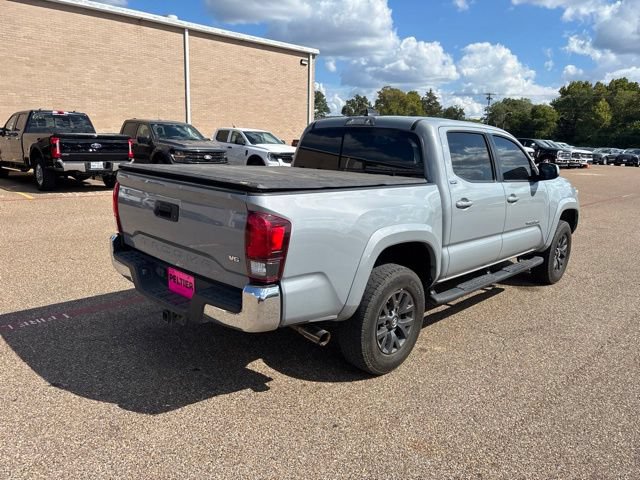 Used 2020 Toyota Tacoma SR5 RWD image 22