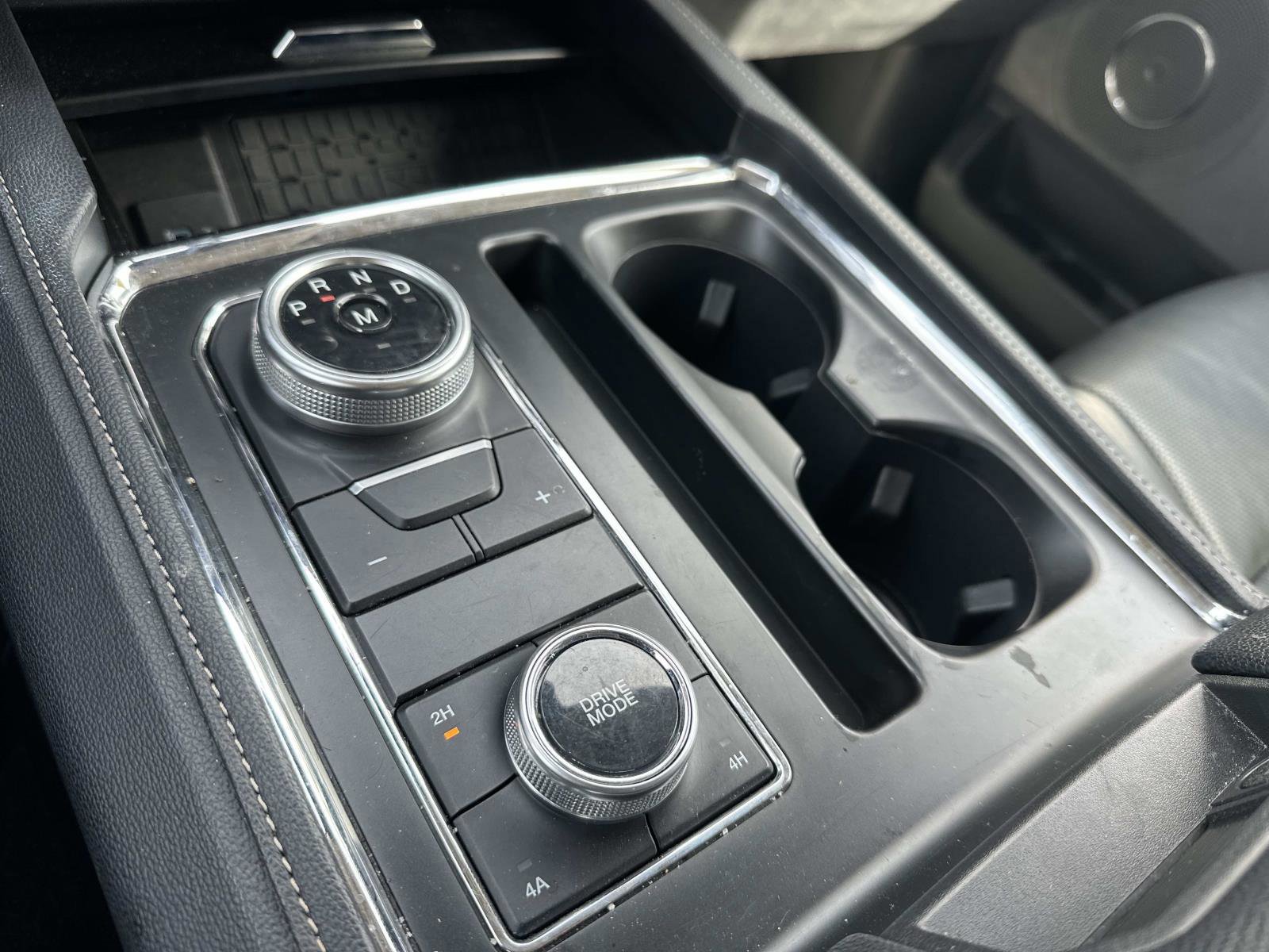 Certified 2024 Ford Expedition XLT image 29