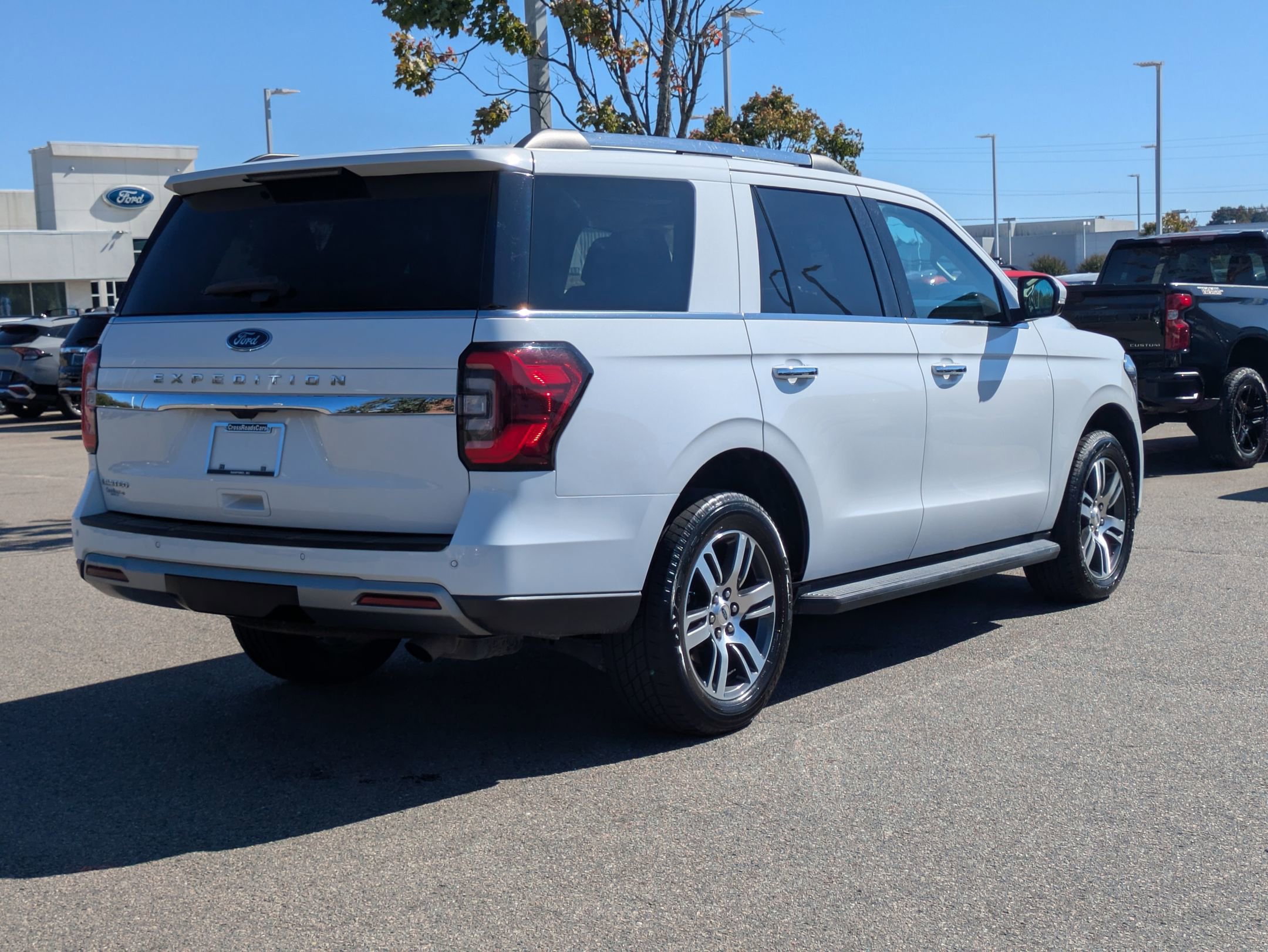 Certified 2024 Ford Expedition Limited image 4