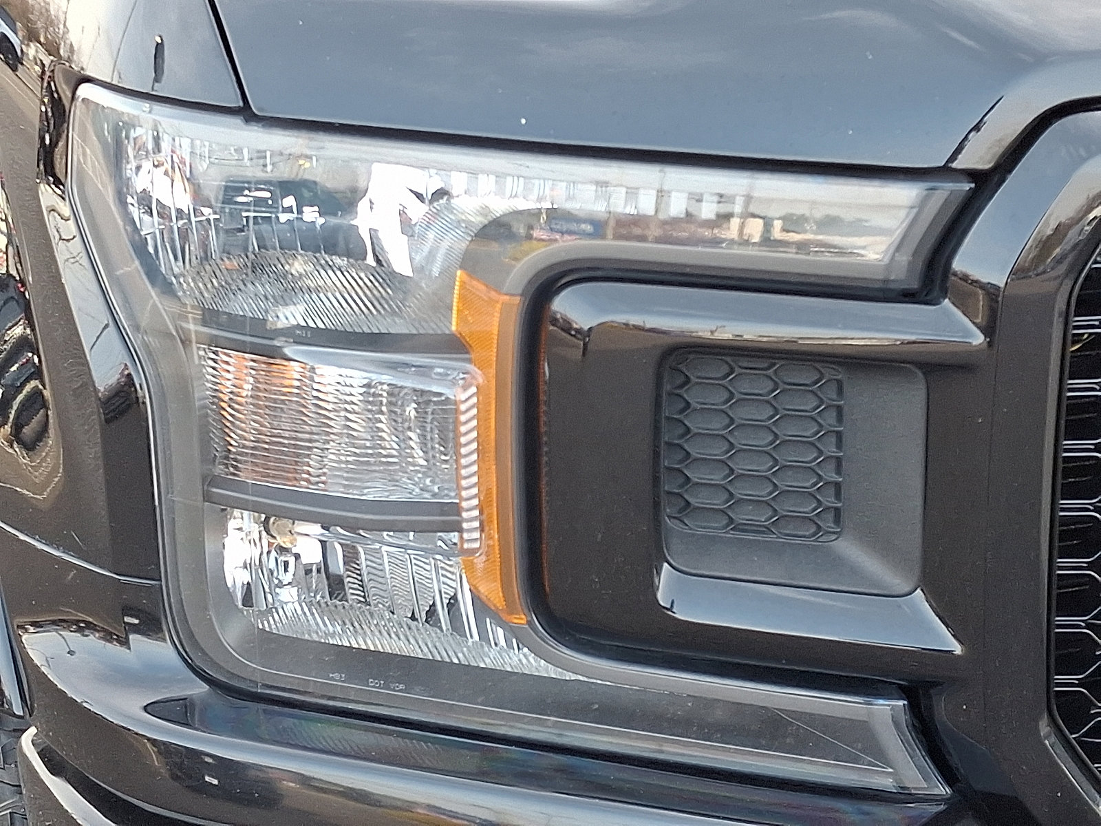 Certified 2019 Ford F150 XLT w/ Equipment Group 302A Luxury image 9