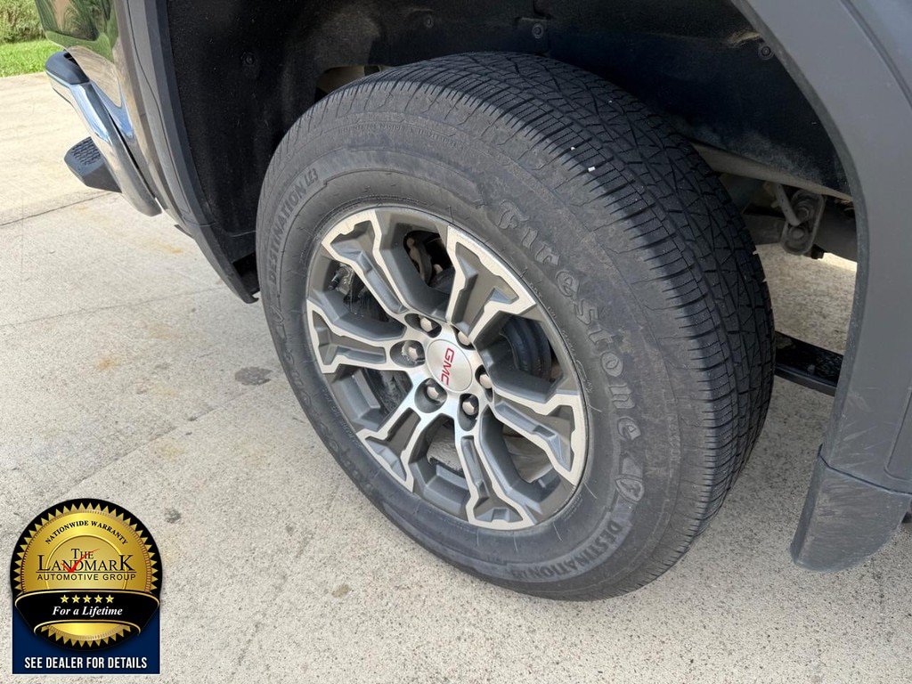 Used 2025 GMC Sierra 1500 SLT AWD/4WD image 22