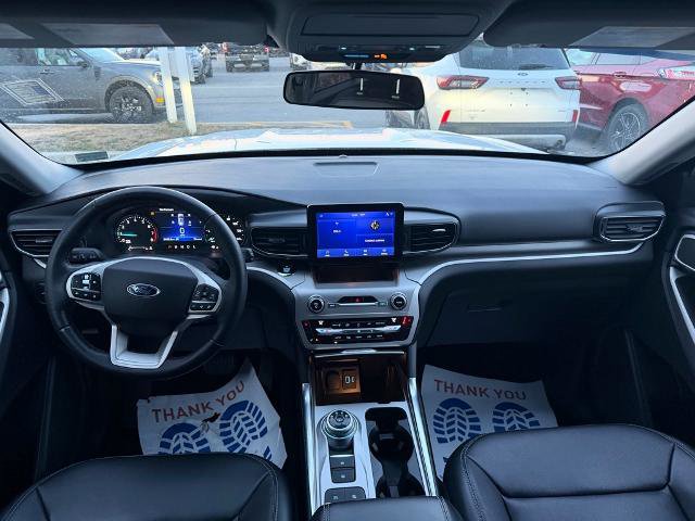 Certified 2021 Ford Explorer XLT w/ Equipment Group 202A image 15
