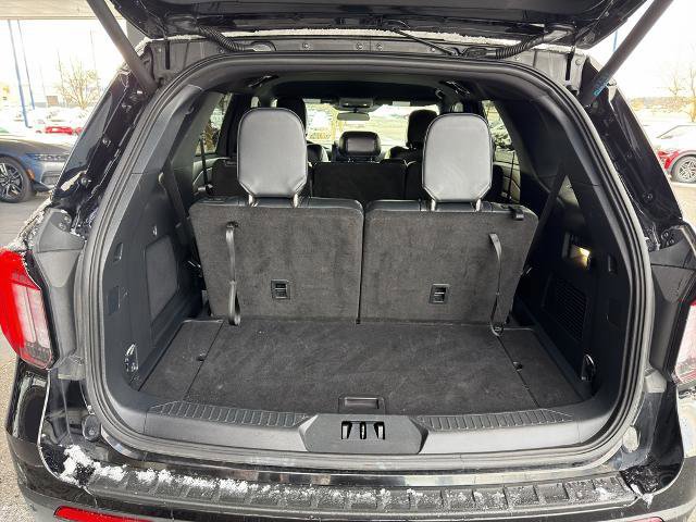 Certified 2025 Ford Explorer ST-Line w/ ST-Line Street Pack image 16