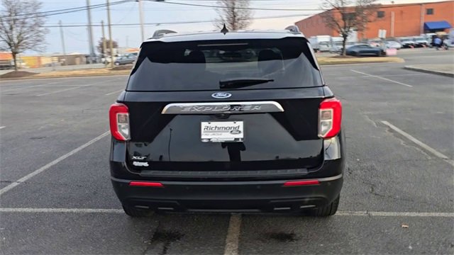 Certified 2022 Ford Explorer XLT image 8