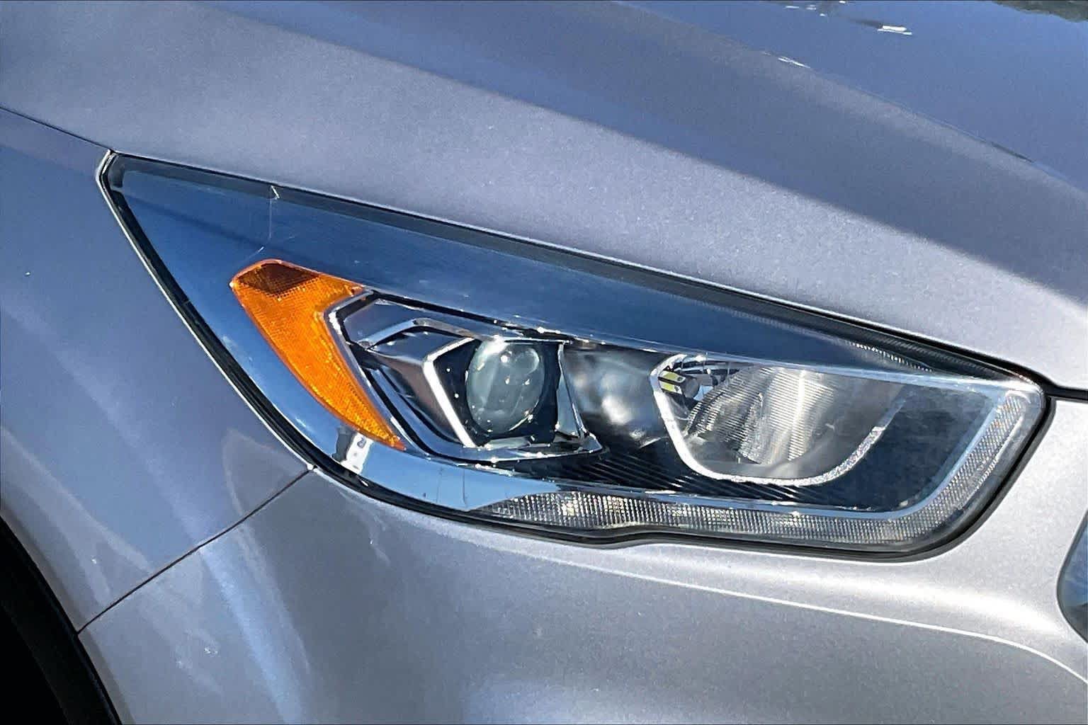 Certified 2019 Ford Escape SEL FWD image 24