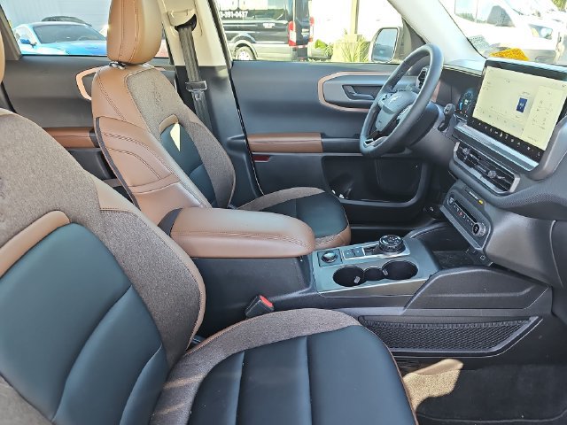 Certified 2025 Ford Bronco Sport Outer Banks AWD/4WD image 10