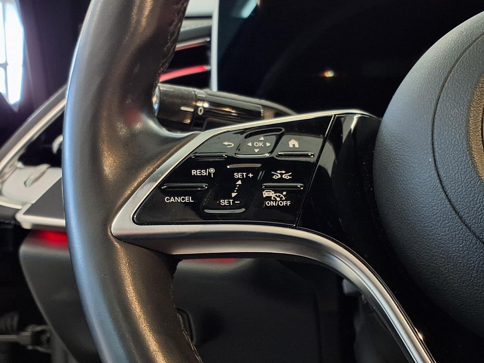 Used 2024 Mercedes-Benz E 350 4MATIC Sedan image 22
