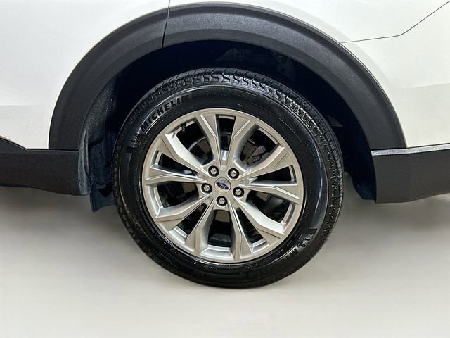 Certified 2020 Ford Explorer XLT w/ Equipment Group 202A image 9