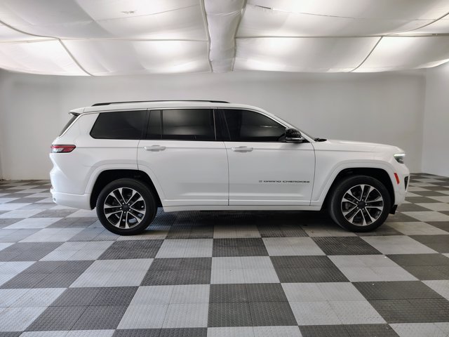 Used 2022 Jeep Grand Cherokee L Overland w/ Luxury Tech Group IV AWD/4WD image 6