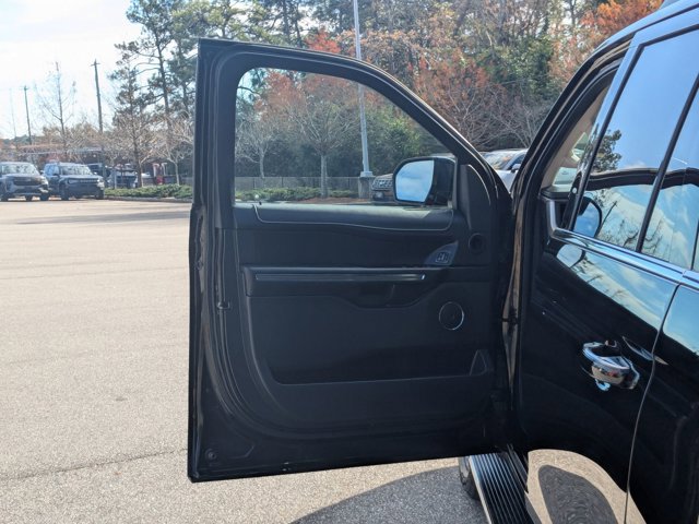 Certified 2022 Ford Expedition Max XLT image 14