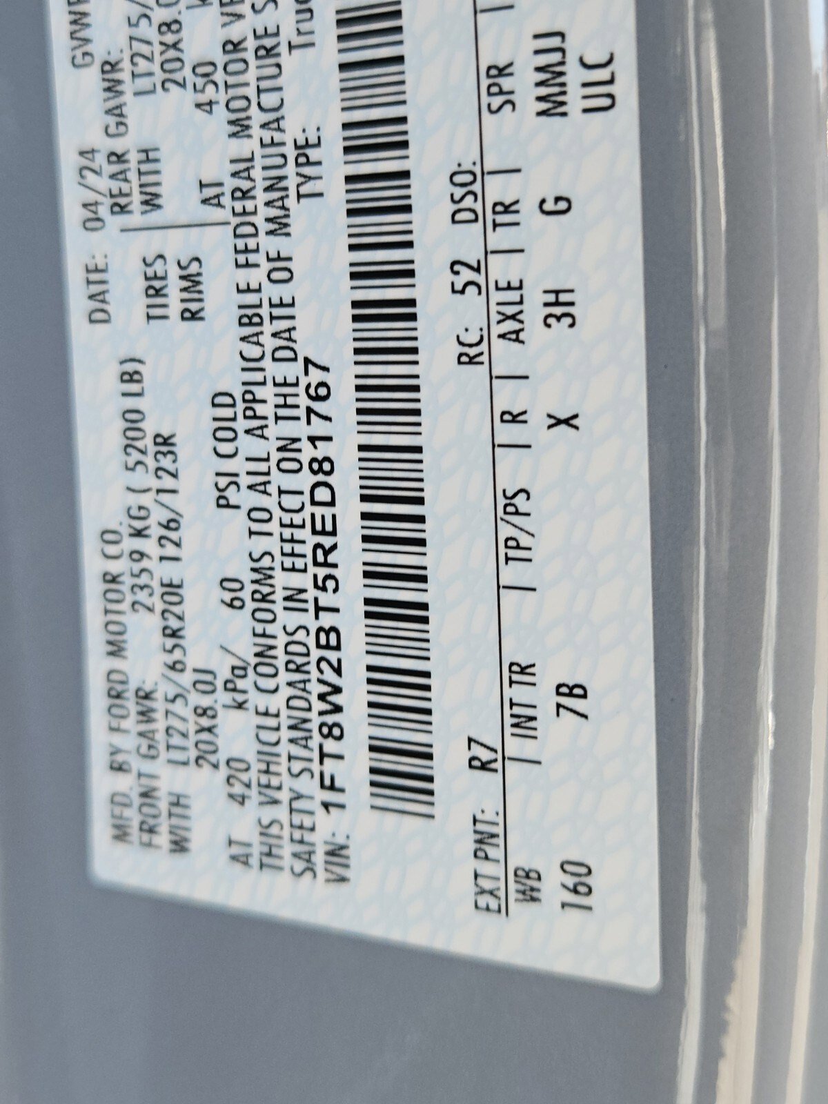 Certified 2024 Ford F250 Platinum w/ FX4 Off-Road Package image 35