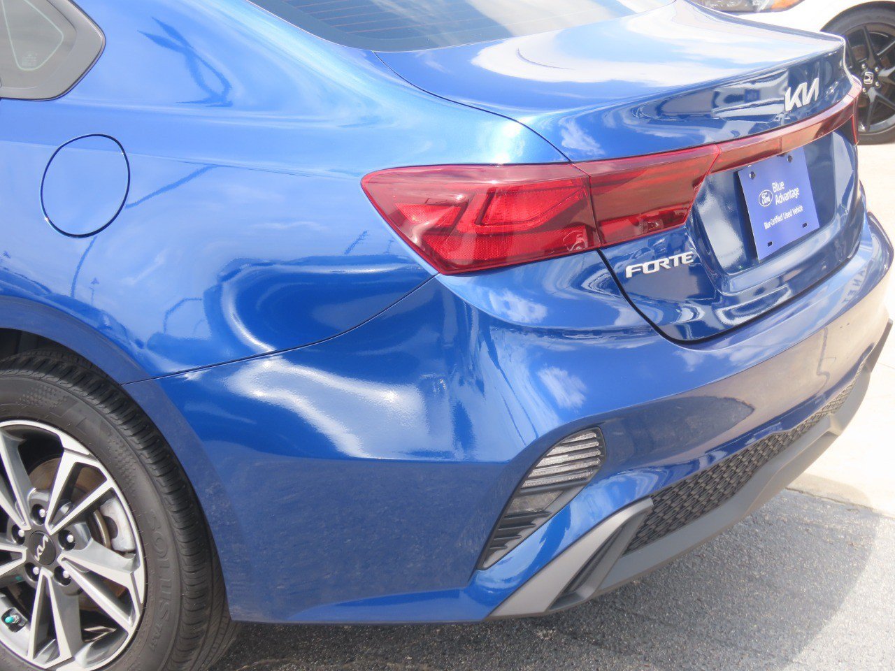 Used 2024 Kia Forte LXS FWD image 12