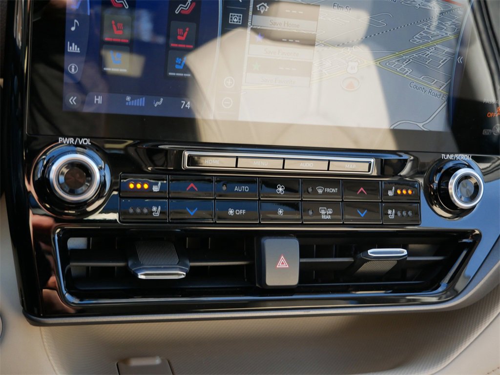 Used 2022 Toyota Highlander Limited image 22