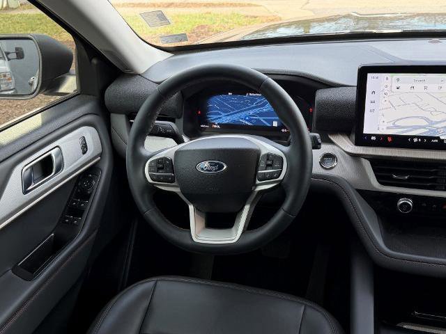 Certified 2025 Ford Explorer Active w/ Active Comfort Package image 12