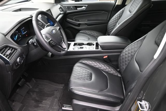 Certified 2024 Ford Edge Titanium AWD/4WD image 10