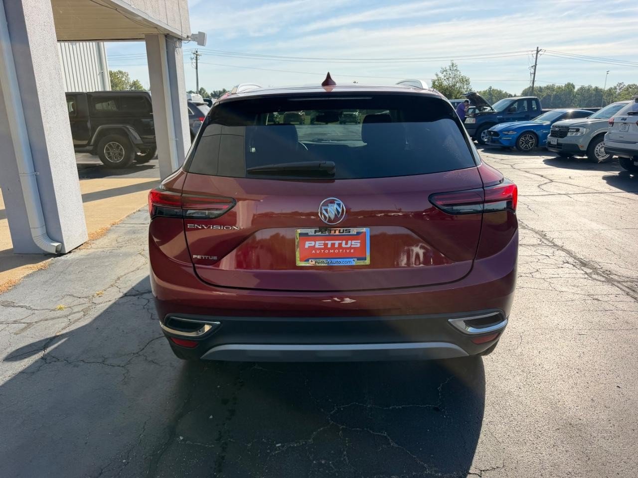 Used 2023 Buick Envision Essence FWD image 4