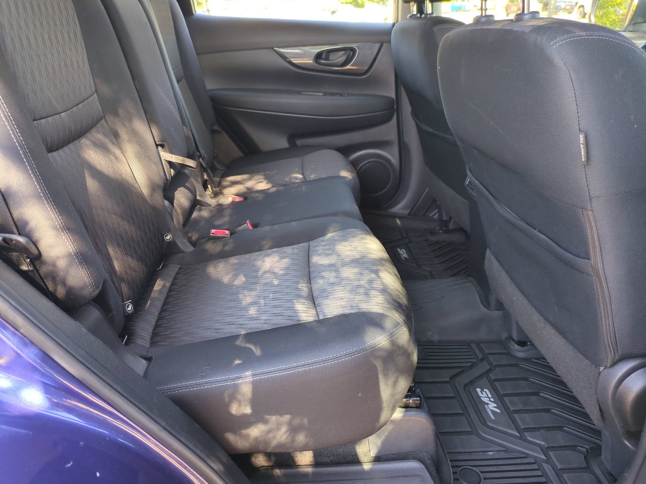 Used 2019 Nissan Rogue S AWD/4WD image 30