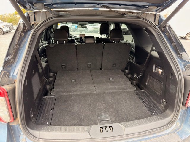 Certified 2020 Ford Explorer ST w/ Premium Technology Package image 11