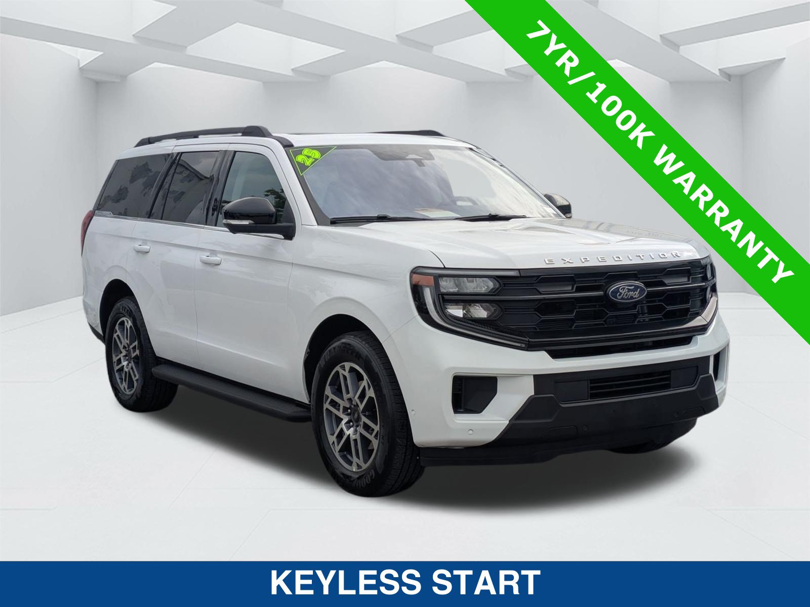Certified 2025 Ford Expedition Active RWD image 3