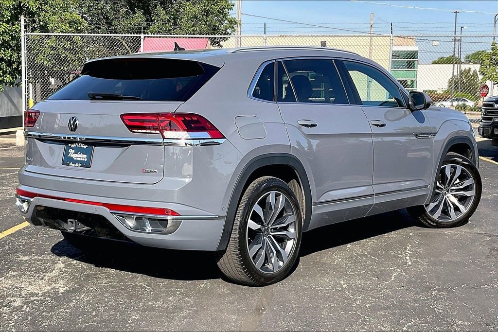 Used 2021 Volkswagen Atlas Cross Sport SEL Premium R-Line w/ Cross Sport MDO Package AWD/4WD image 12