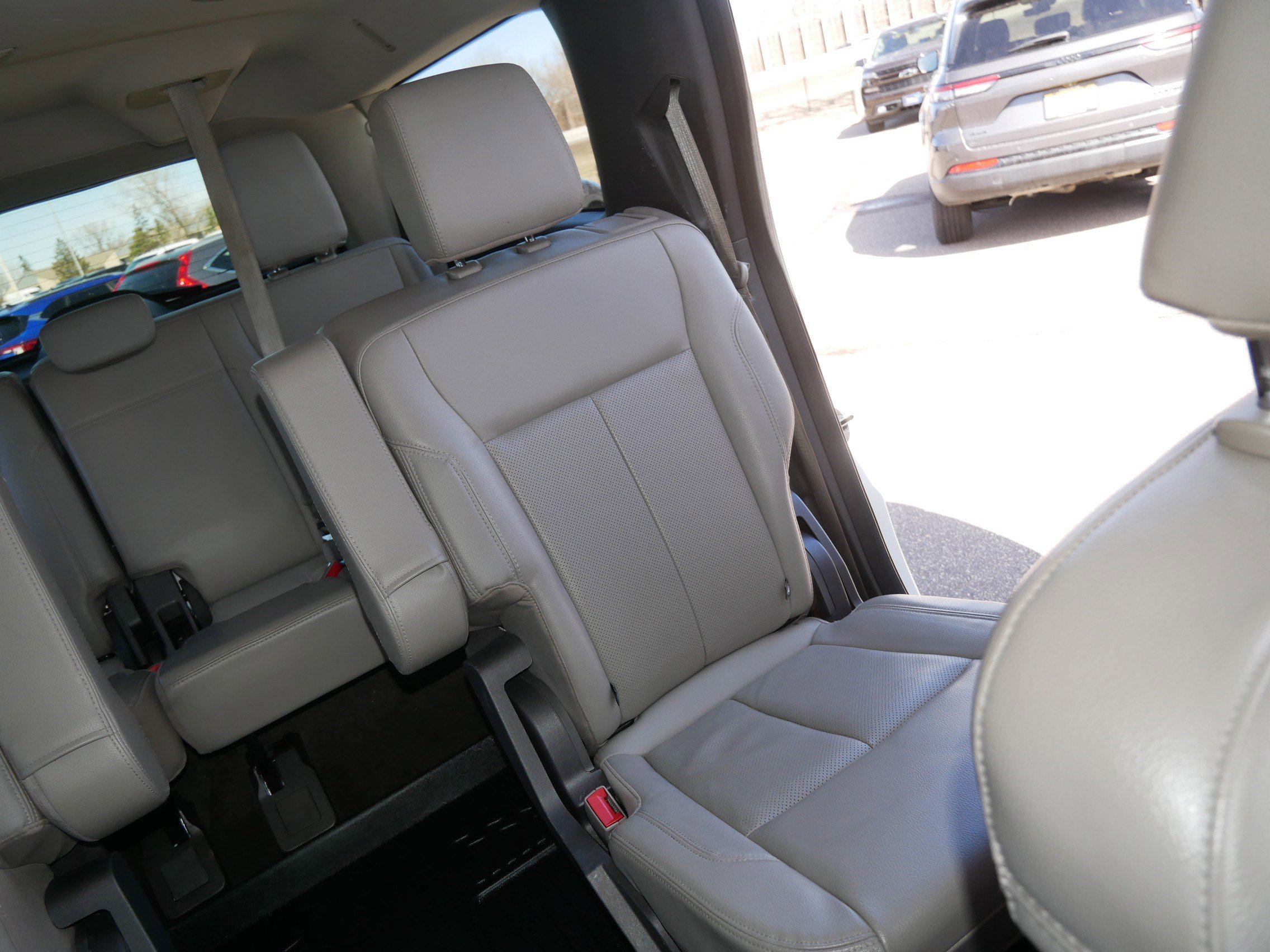 Certified 2021 Ford Expedition Max XLT image 27