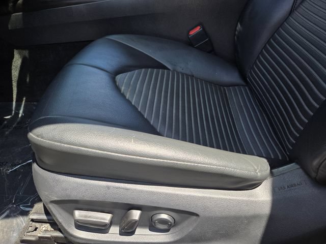 Used 2022 Toyota Camry SE FWD image 13