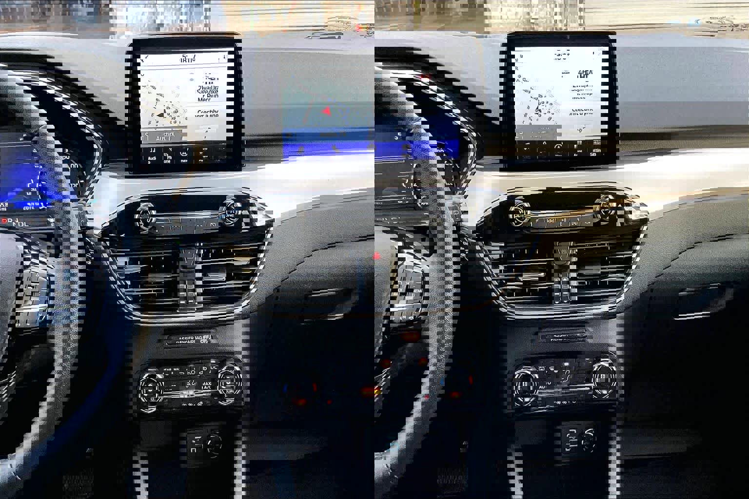 Certified 2021 Ford Escape SE w/ SE Sport Appearance Package image 8