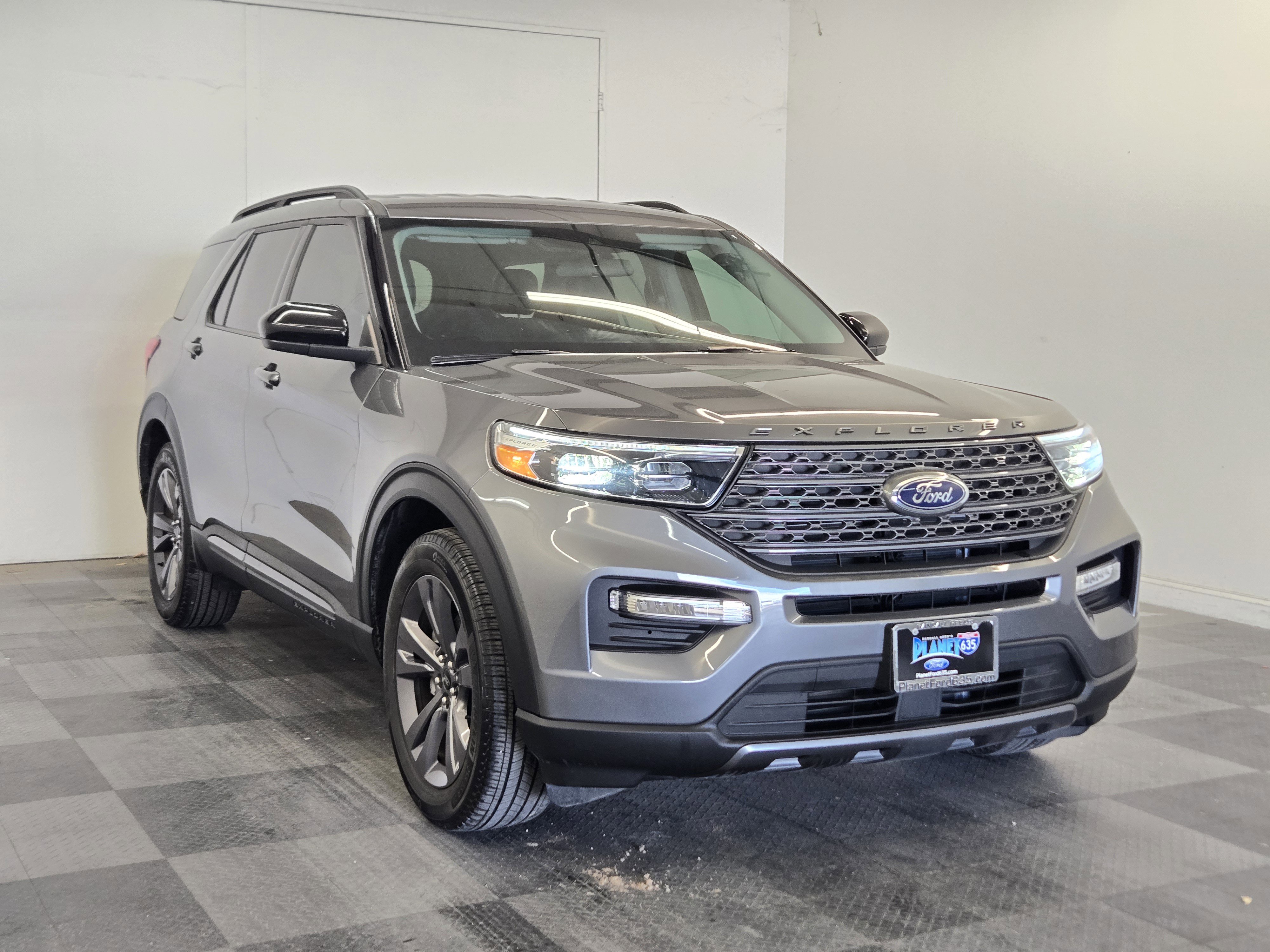 Certified 2023 Ford Explorer XLT w/ Equipment Group 202A image 2