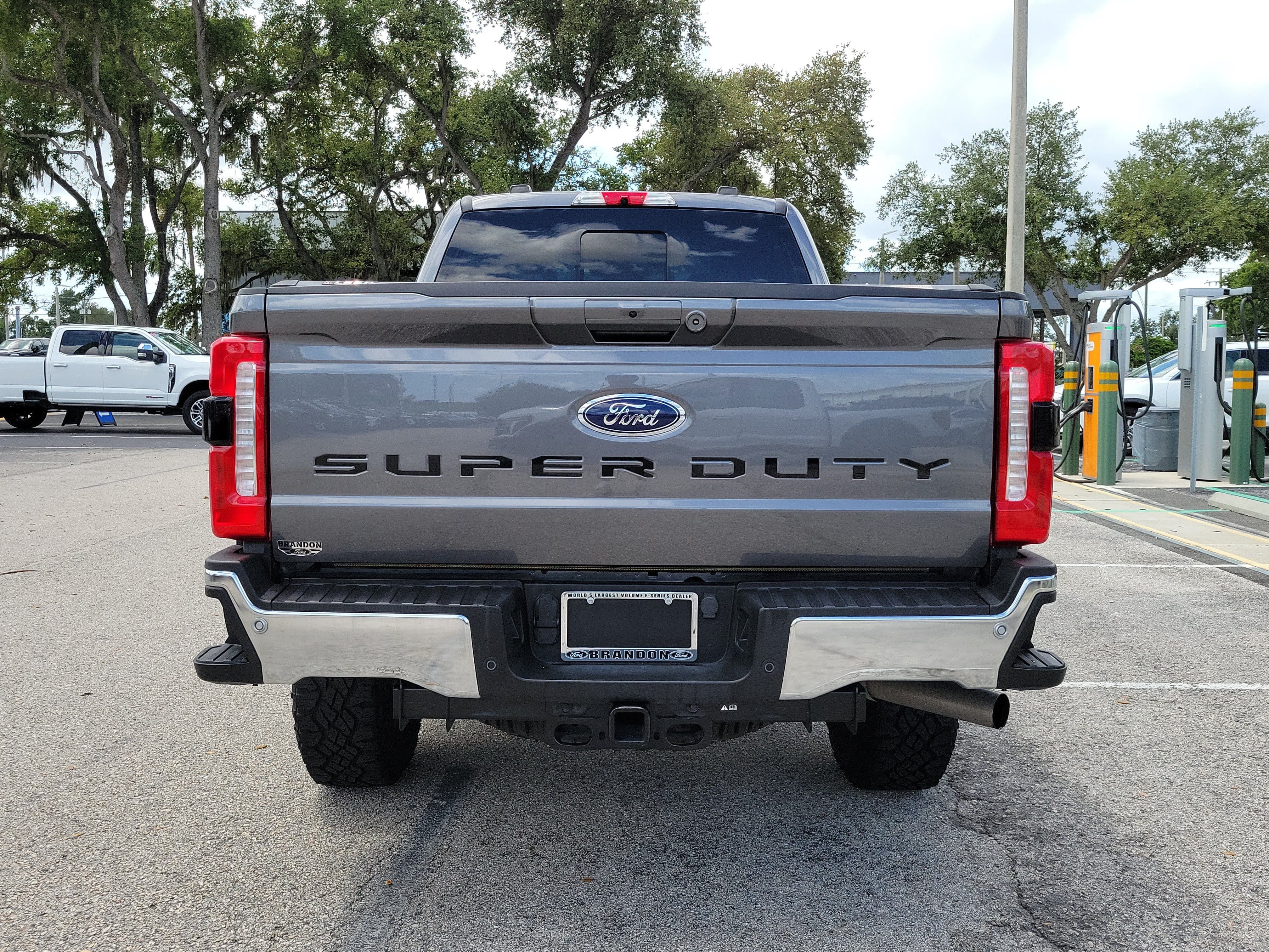 Certified 2025 Ford F250 Lariat w/ Lariat Ultimate Package AWD/4WD image 8