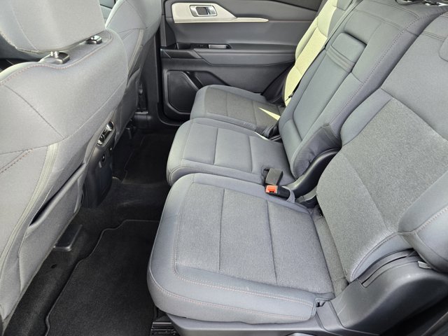 Certified 2025 Ford Explorer Active image 28