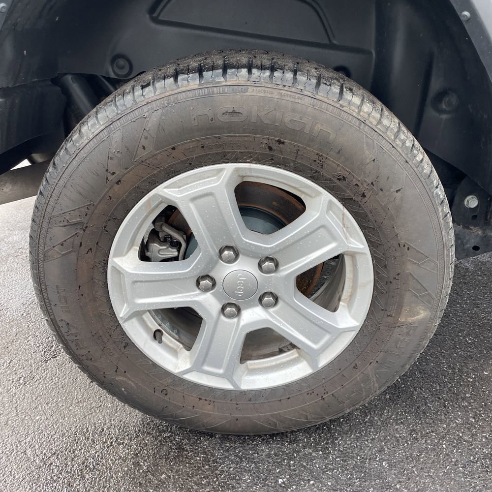 Used 2023 Jeep Wrangler Sport S image 18