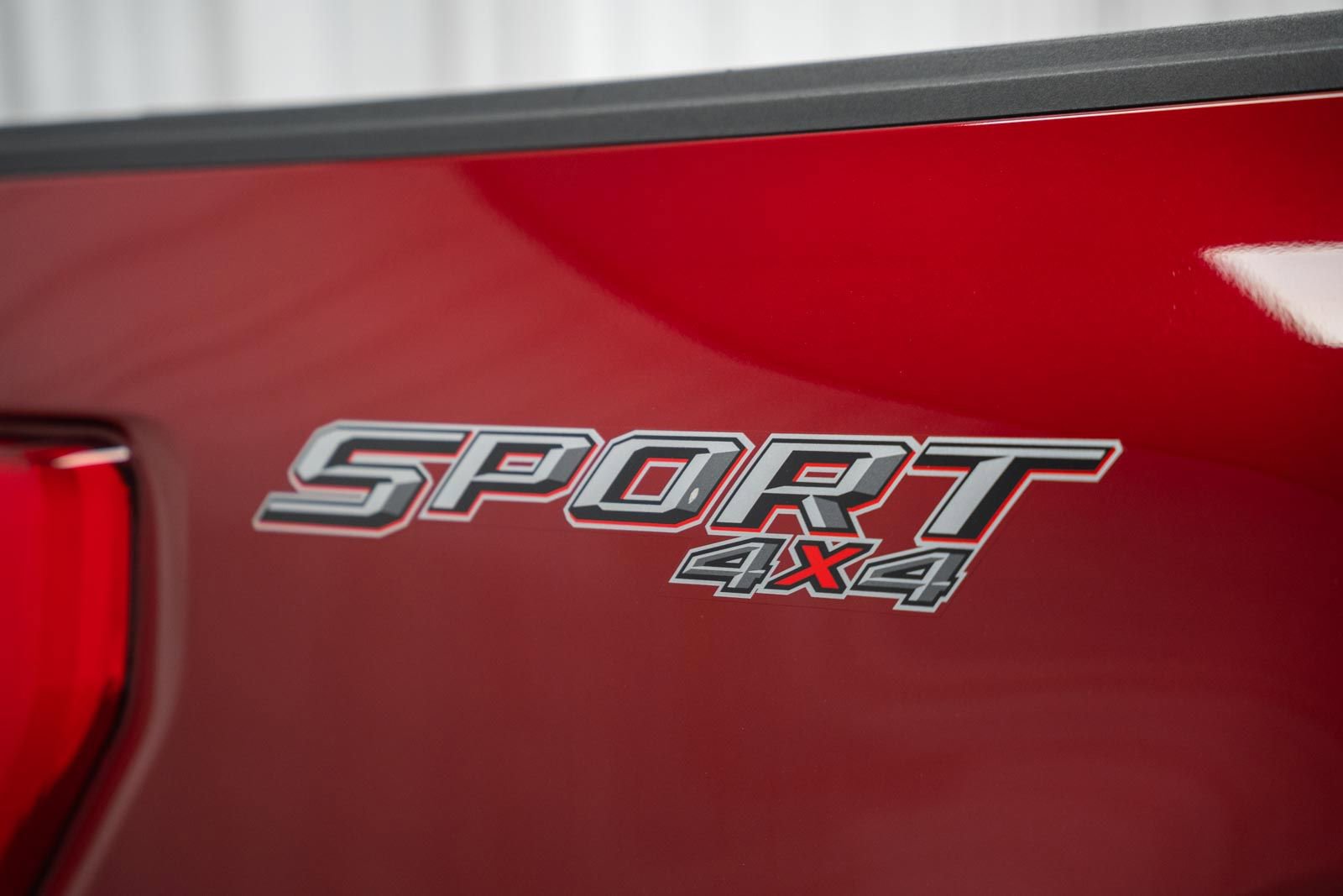 Certified 2022 Ford F150 Lariat w/ Equipment Group 502A High image 19