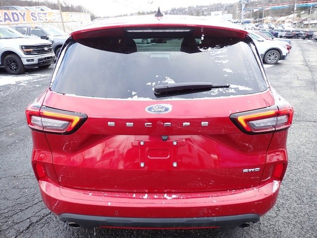 Certified 2024 Ford Escape ST-Line w/ Tech Pack #1 image 7