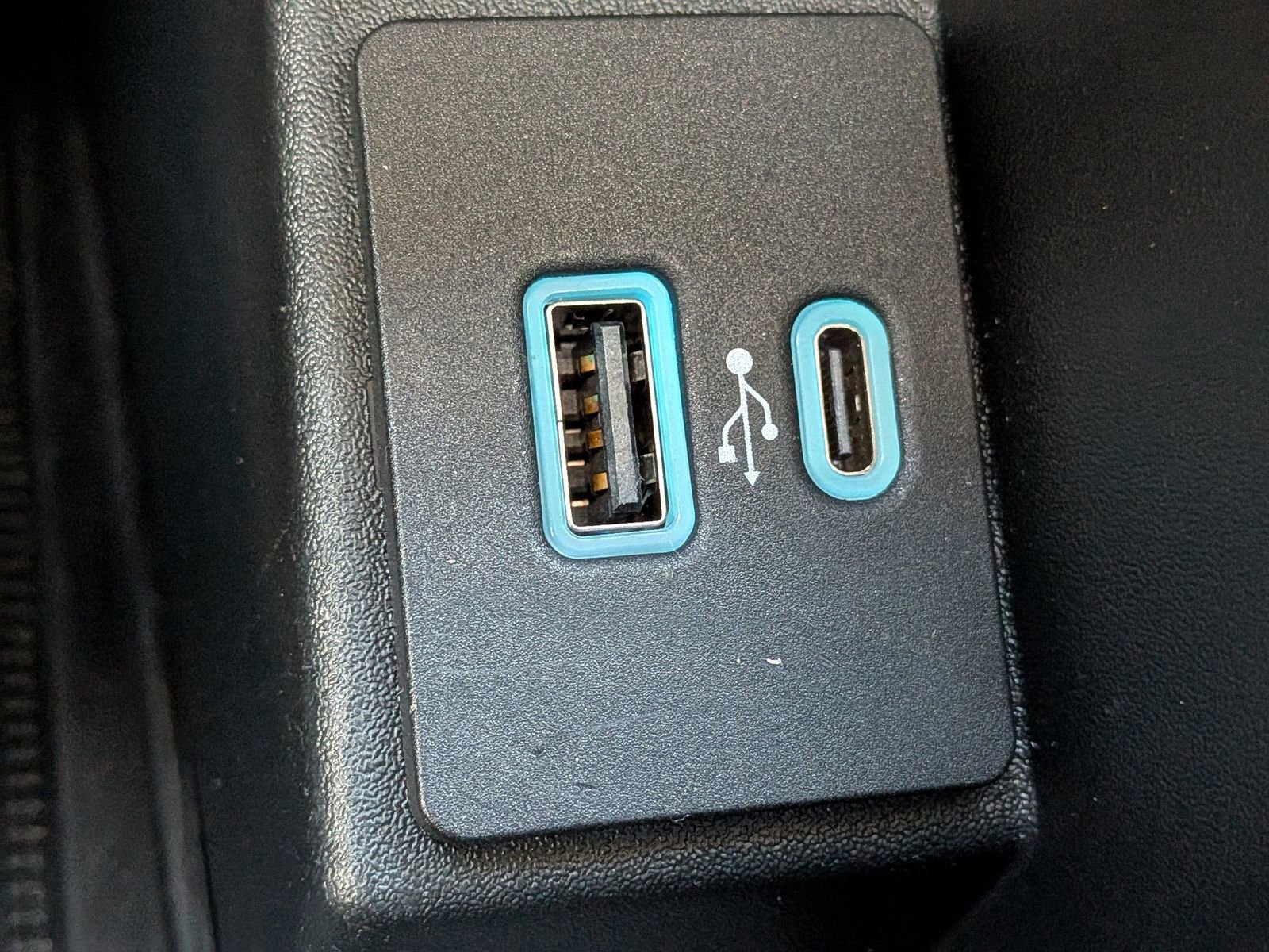 Certified 2023 Ford Edge SEL w/ Convenience Package image 27