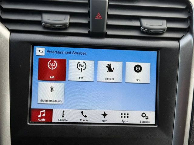 Certified 2017 Ford Fusion SE w/ Fusion SE Technology Package image 10