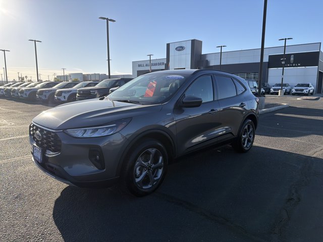 Certified 2025 Ford Escape ST-Line Select AWD/4WD image 1