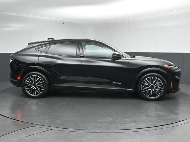 Certified 2025 Ford Mustang Mach-E Premium RWD image 8
