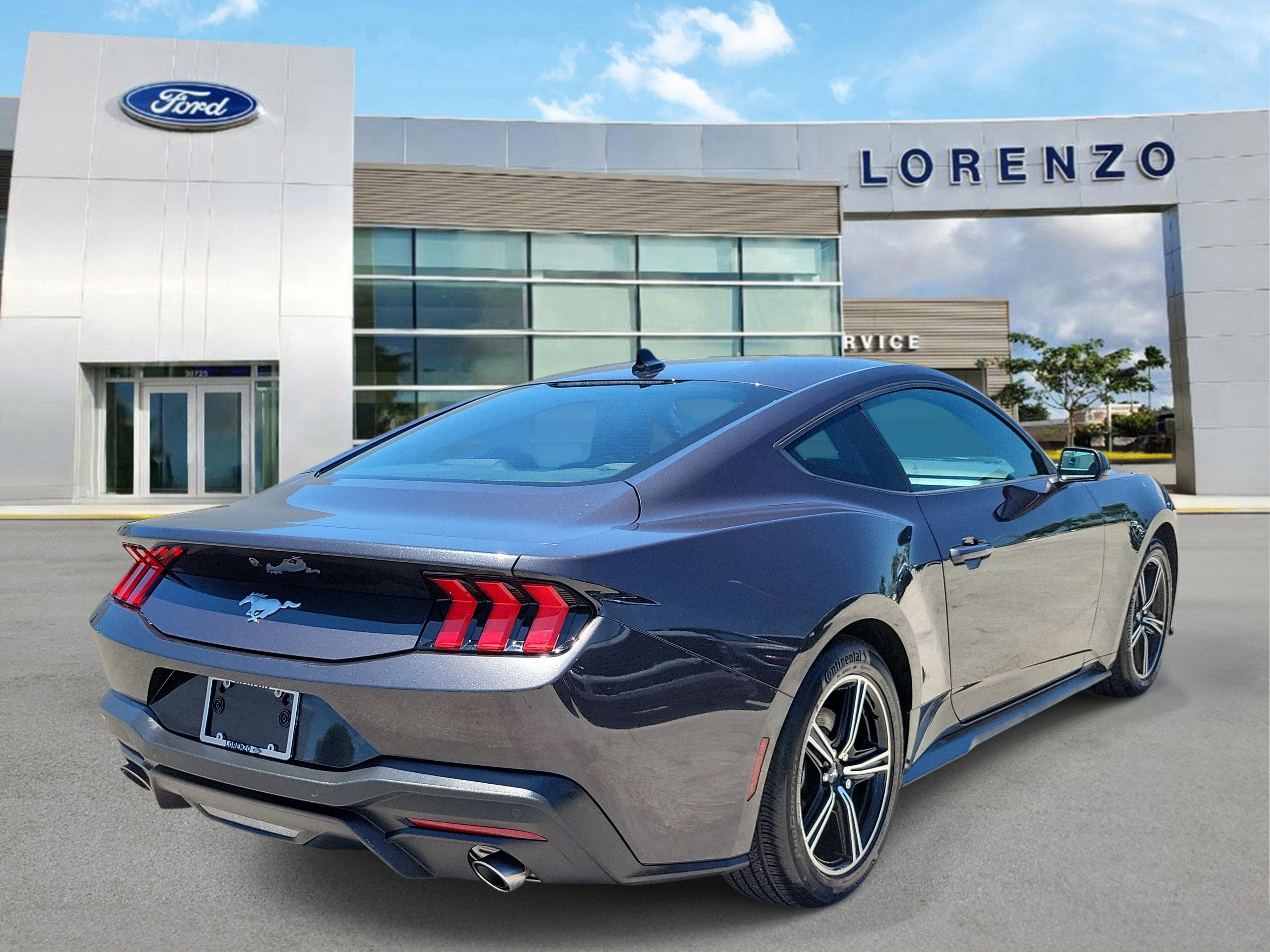 Certified 2024 Ford Mustang Coupe RWD image 5