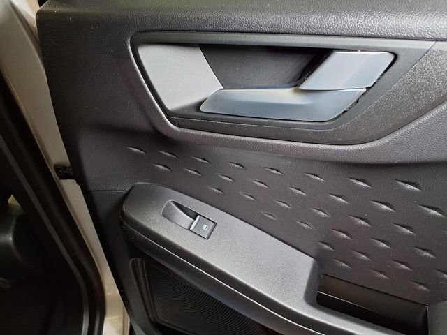 Certified 2020 Ford Escape SE FWD image 28